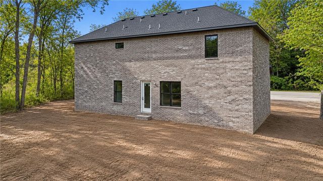 1 McDole Circle, Bella Vista, AR 72715
