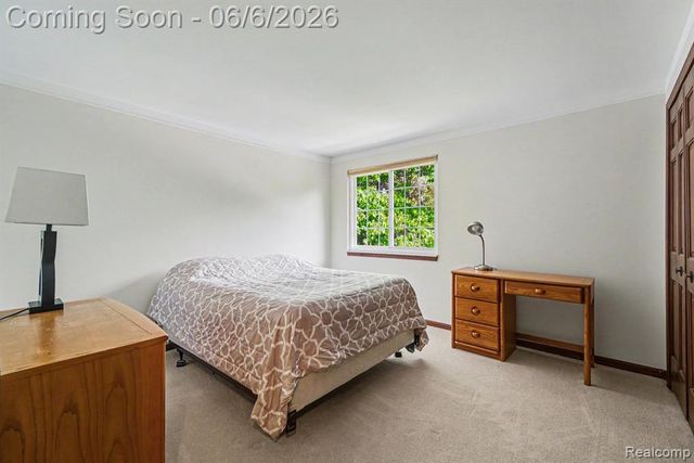 2190 Babcock Drive, Troy, MI 48084