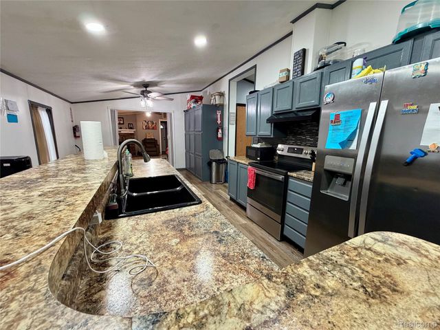 3498 Mackin Road, Flint Charter Township, MI 48504