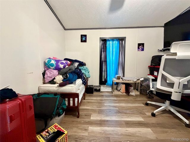 3498 Mackin Road, Flint Charter Township, MI 48504