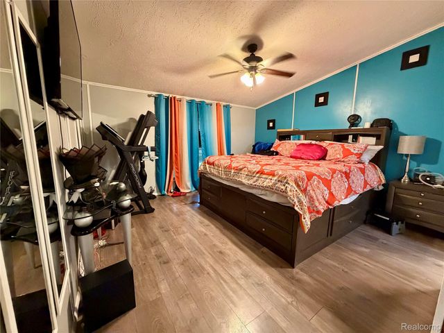 3498 Mackin Road, Flint Charter Township, MI 48504