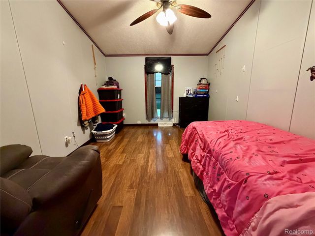 3498 Mackin Road, Flint Charter Township, MI 48504