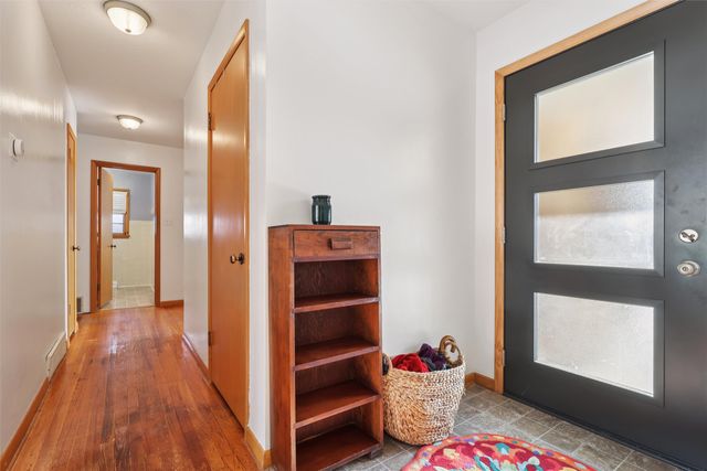 2725 Lynner Drive, Des Moines, IA 50310