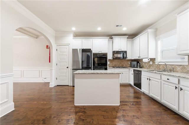 6230 6230 Wynfield Drive, Flowery Branch, GA 30542