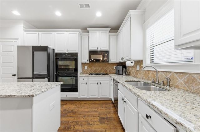 6230 6230 Wynfield Drive, Flowery Branch, GA 30542