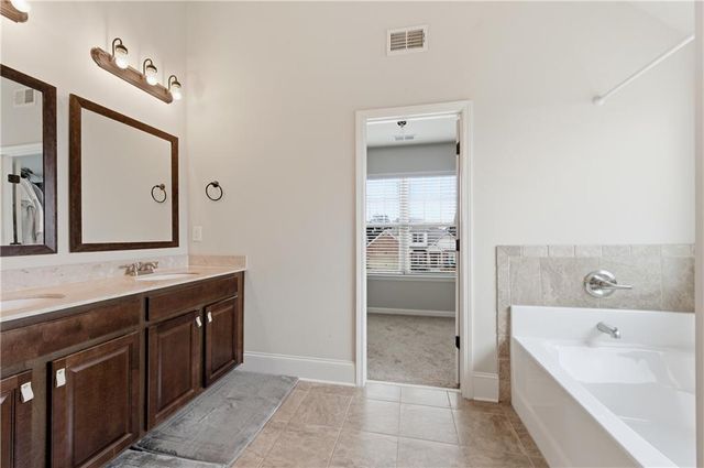 6230 6230 Wynfield Drive, Flowery Branch, GA 30542