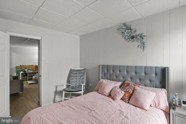 617 W COLLEGE AVE, York, PA 17401