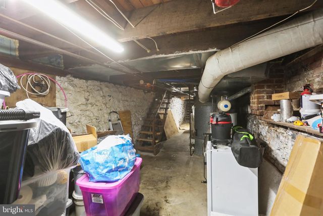 617 W COLLEGE AVE, York, PA 17401