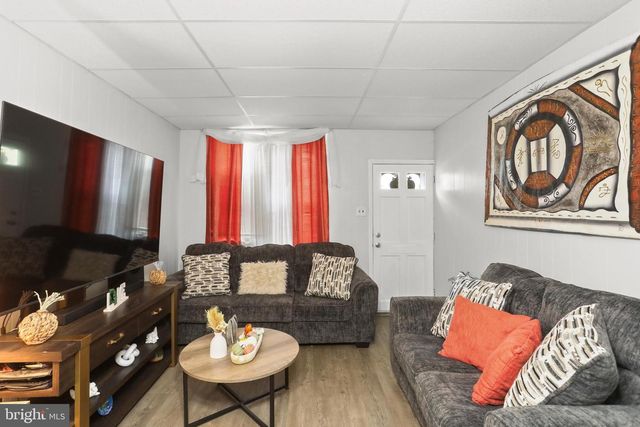 617 W COLLEGE AVE, York, PA 17401