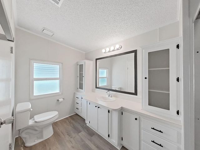 1779 FOX HILL DR, Lakeland, FL 33810