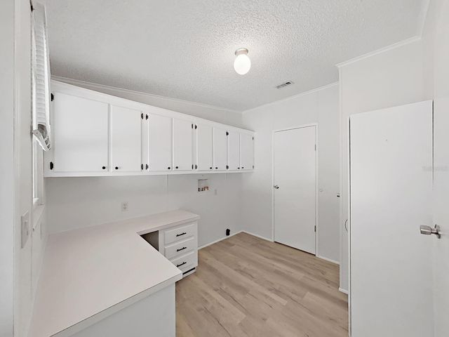 1779 FOX HILL DR, Lakeland, FL 33810