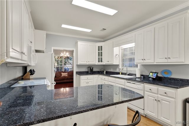 1661 Ozier, Tuscaloosa, AL 35405