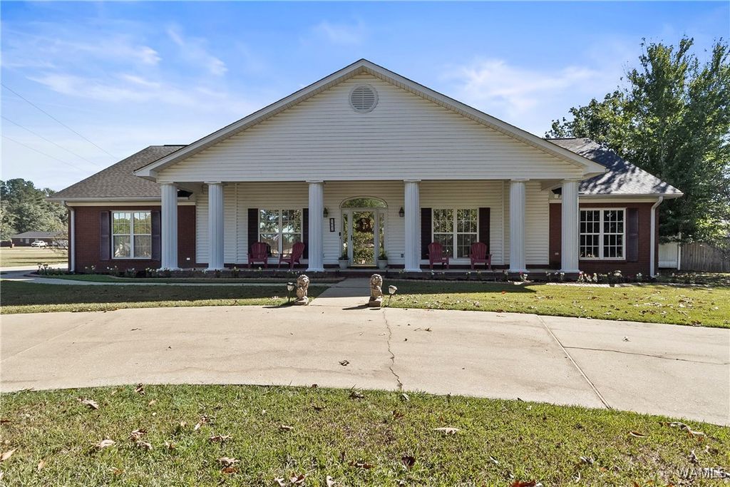 1661 Ozier, Tuscaloosa, AL 35405