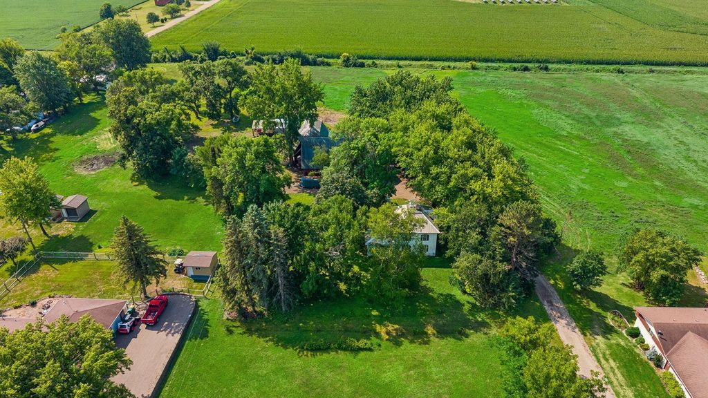 724 Park Avenue, Hamburg, MN 55339 — photo 2