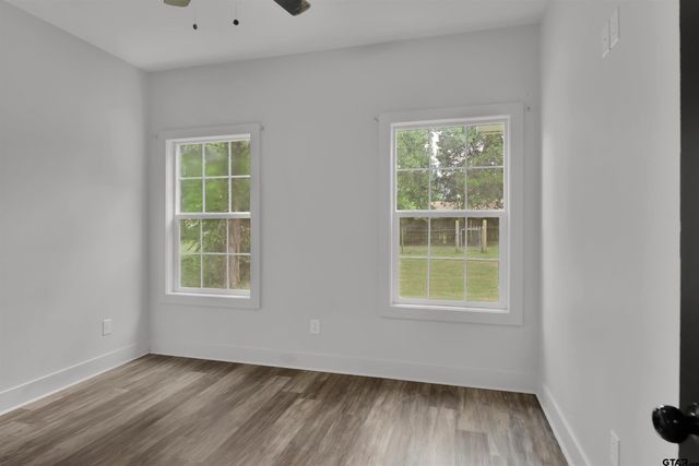 220 Sherman St, Rusk, TX 75785