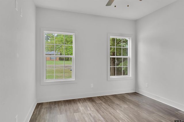 220 Sherman St, Rusk, TX 75785