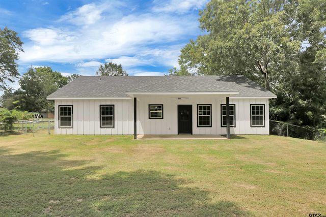 220 Sherman St, Rusk, TX 75785