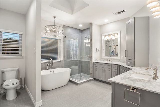 7804 Baywood Court, North Richland Hills, TX 76182