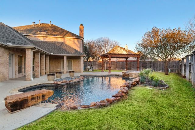 7804 Baywood Court, North Richland Hills, TX 76182