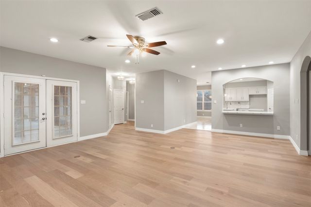 7804 Baywood Court, North Richland Hills, TX 76182