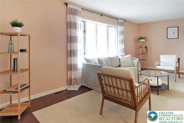 2507 Swanson Street, Palmer Twp, PA 18045