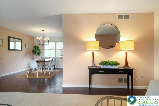 2507 Swanson Street, Palmer Twp, PA 18045
