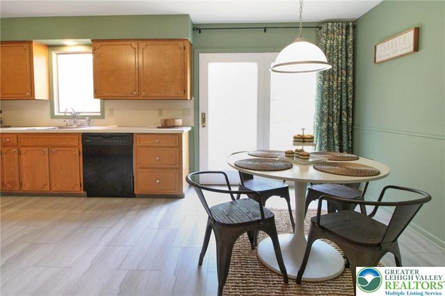 2507 Swanson Street, Palmer Twp, PA 18045