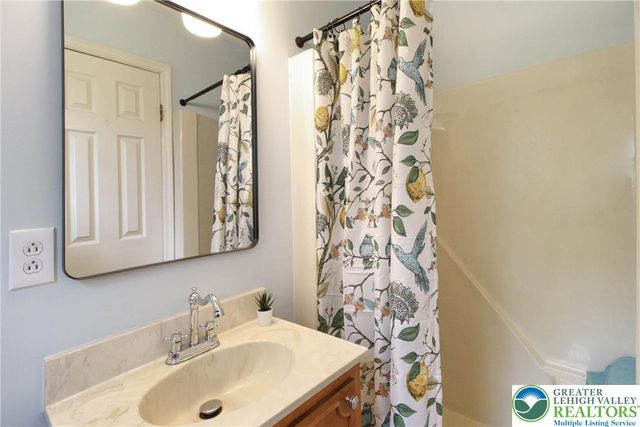 2507 Swanson Street, Palmer Twp, PA 18045
