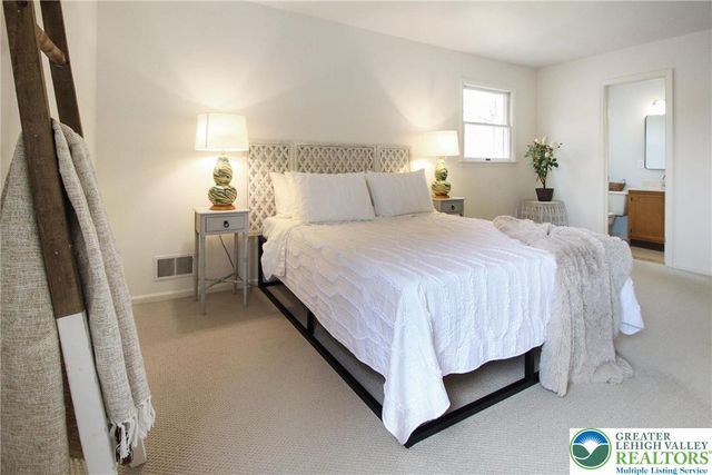 2507 Swanson Street, Palmer Twp, PA 18045