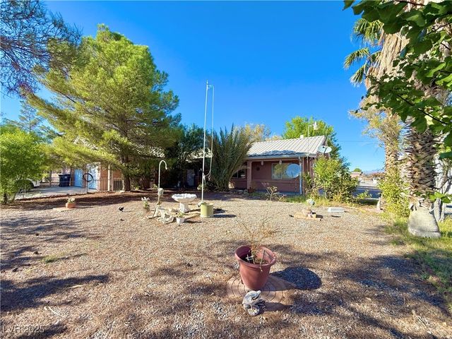 1700 West Hickory Street, Pahrump, NV 89048