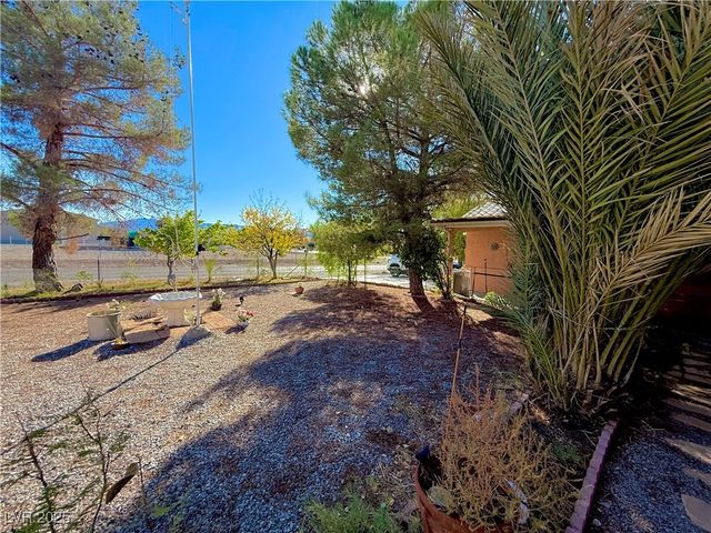 1700 West Hickory Street, Pahrump, NV 89048