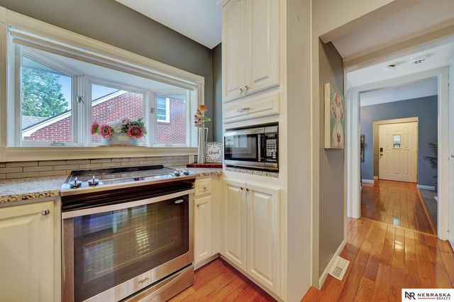 3345 Grimsby Lane, Lincoln, NE 68502