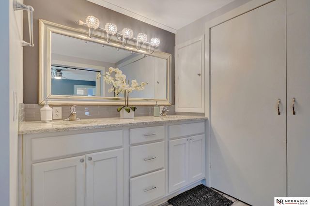 3345 Grimsby Lane, Lincoln, NE 68502