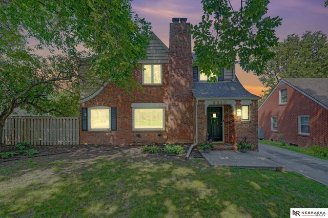 3345 Grimsby Lane, Lincoln, NE 68502