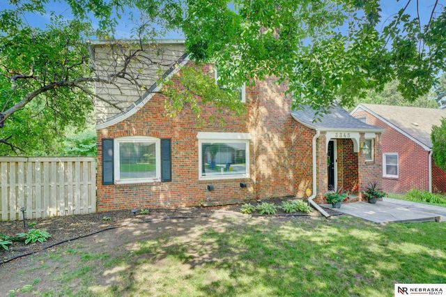3345 Grimsby Lane, Lincoln, NE 68502