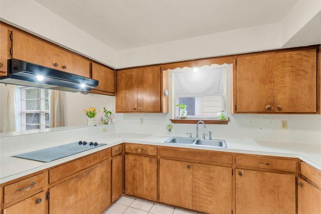 14806 Dogwood Tree Street, Houston, TX 77060
