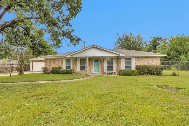 14806 Dogwood Tree Street, Houston, TX 77060