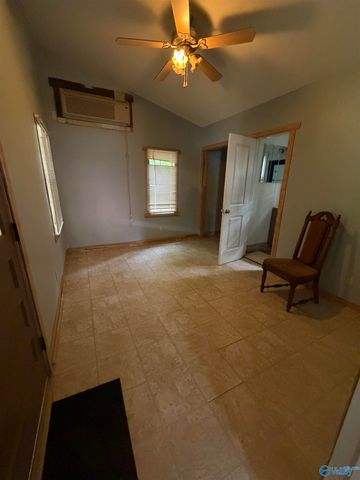 301 Davis Street, Gadsden, AL 35903