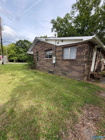 301 Davis Street, Gadsden, AL 35903