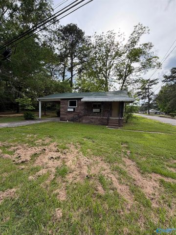 301 Davis Street, Gadsden, AL 35903