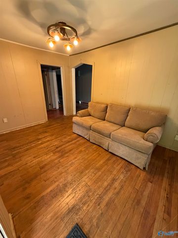 301 Davis Street, Gadsden, AL 35903
