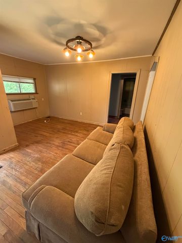 301 Davis Street, Gadsden, AL 35903