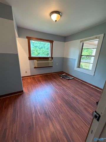 301 Davis Street, Gadsden, AL 35903