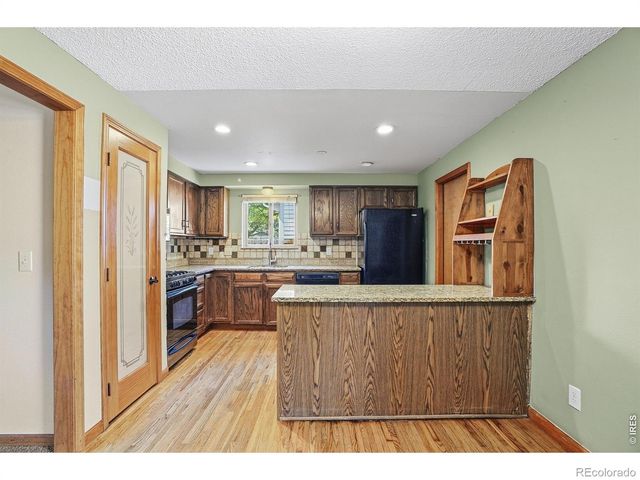 1689 Geneva Circle, Longmont, CO 80503