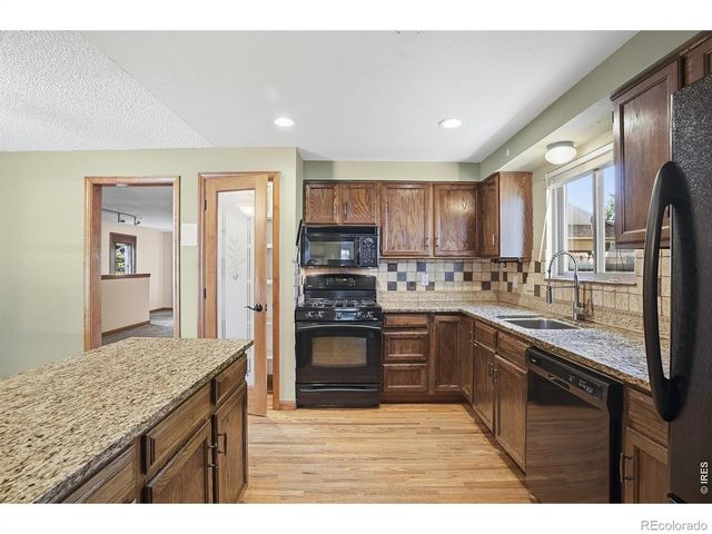 1689 Geneva Circle, Longmont, CO 80503