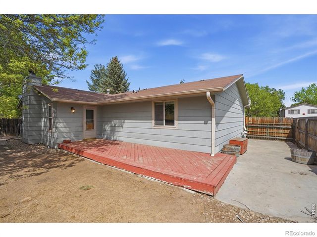 1689 Geneva Circle, Longmont, CO 80503