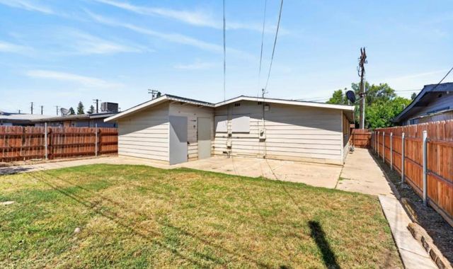 3813 Watt Ave, Sacramento, CA 95821