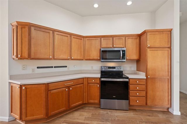 2409 MORVEN PARK WAY, The Villages, FL 32162
