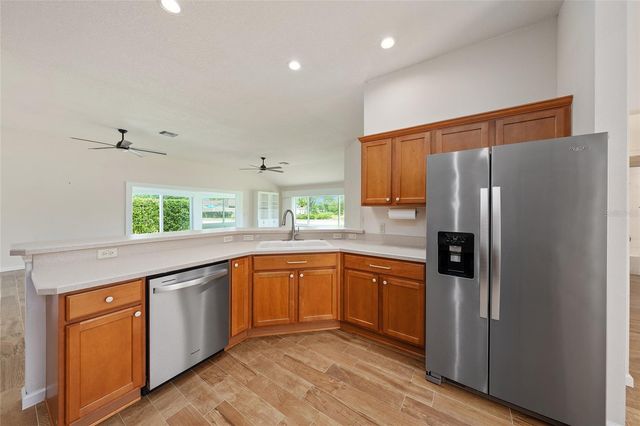 2409 MORVEN PARK WAY, The Villages, FL 32162