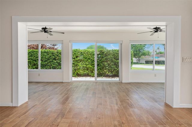2409 MORVEN PARK WAY, The Villages, FL 32162